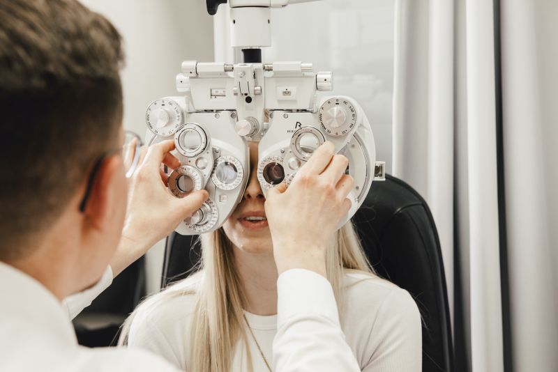 Die Augenglasbestimmung mit modernen Geräten